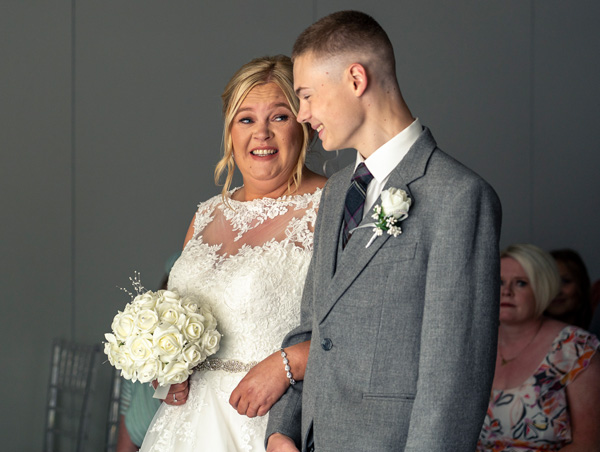 Riverside Lodge Hotel, Irvine - Wedding Photographer Ayrshire