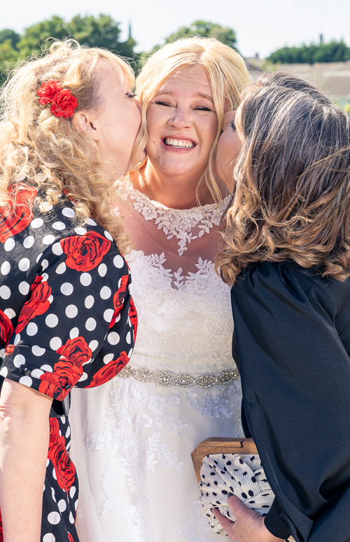 Riverside Lodge Hotel, Irvine - Wedding Photographer Ayrshire