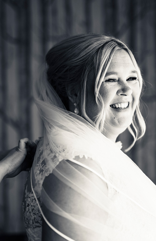 Riverside Lodge Hotel, Irvine - Wedding Photographer Ayrshire